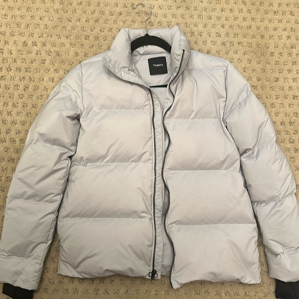 New Theory puffer jacket, silver color ( light dove grey ) size petite